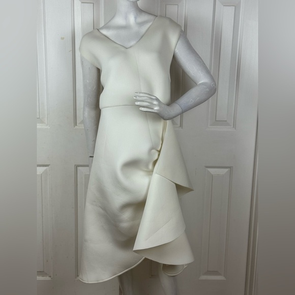 Terramina Dresses & Skirts - Terramina Cream Asymmetrical Sheath Dress V-Neck Flutter